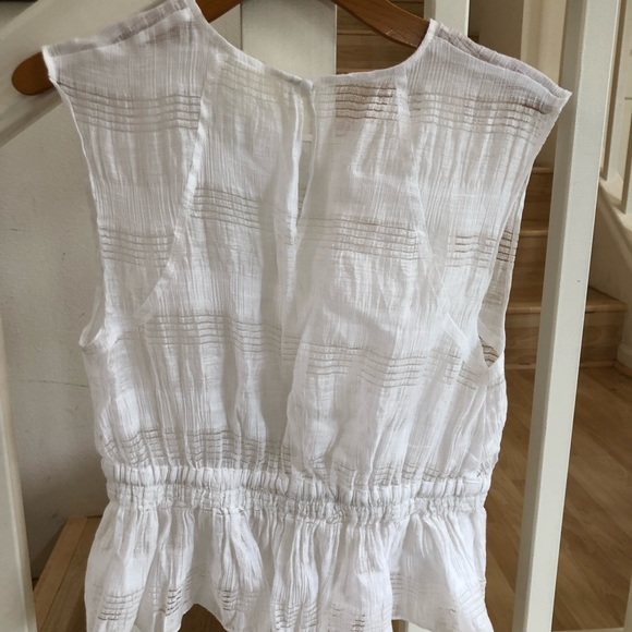J.O.A. linen blend summer white top - Picture 3 of 4
